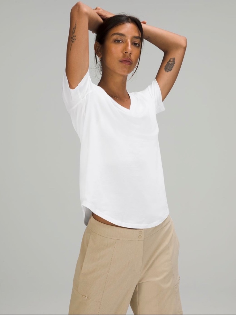 LULULEMON LOVE V NECK SHORT SLEEVE T